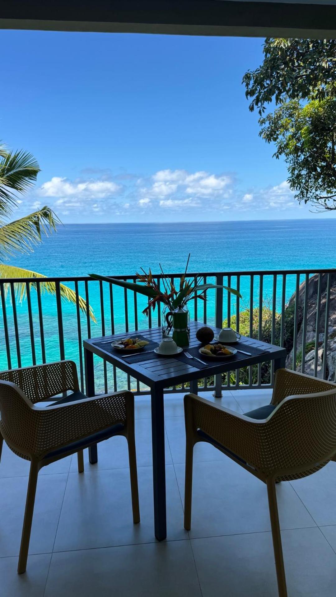 Maka Bay Self Catering Apartment วิกตอเรีย ภายนอก รูปภาพ