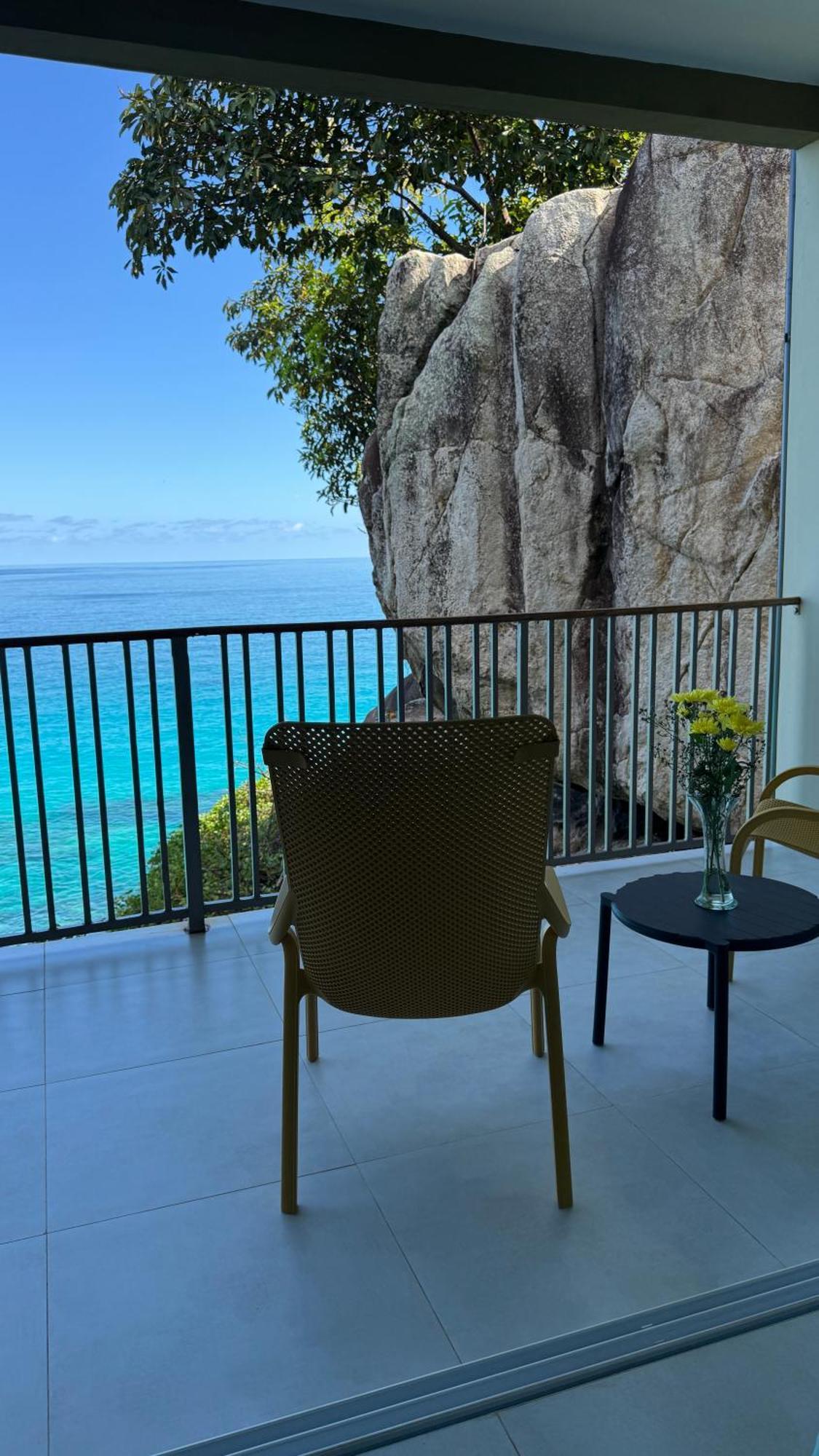 Maka Bay Self Catering Apartment วิกตอเรีย ภายนอก รูปภาพ