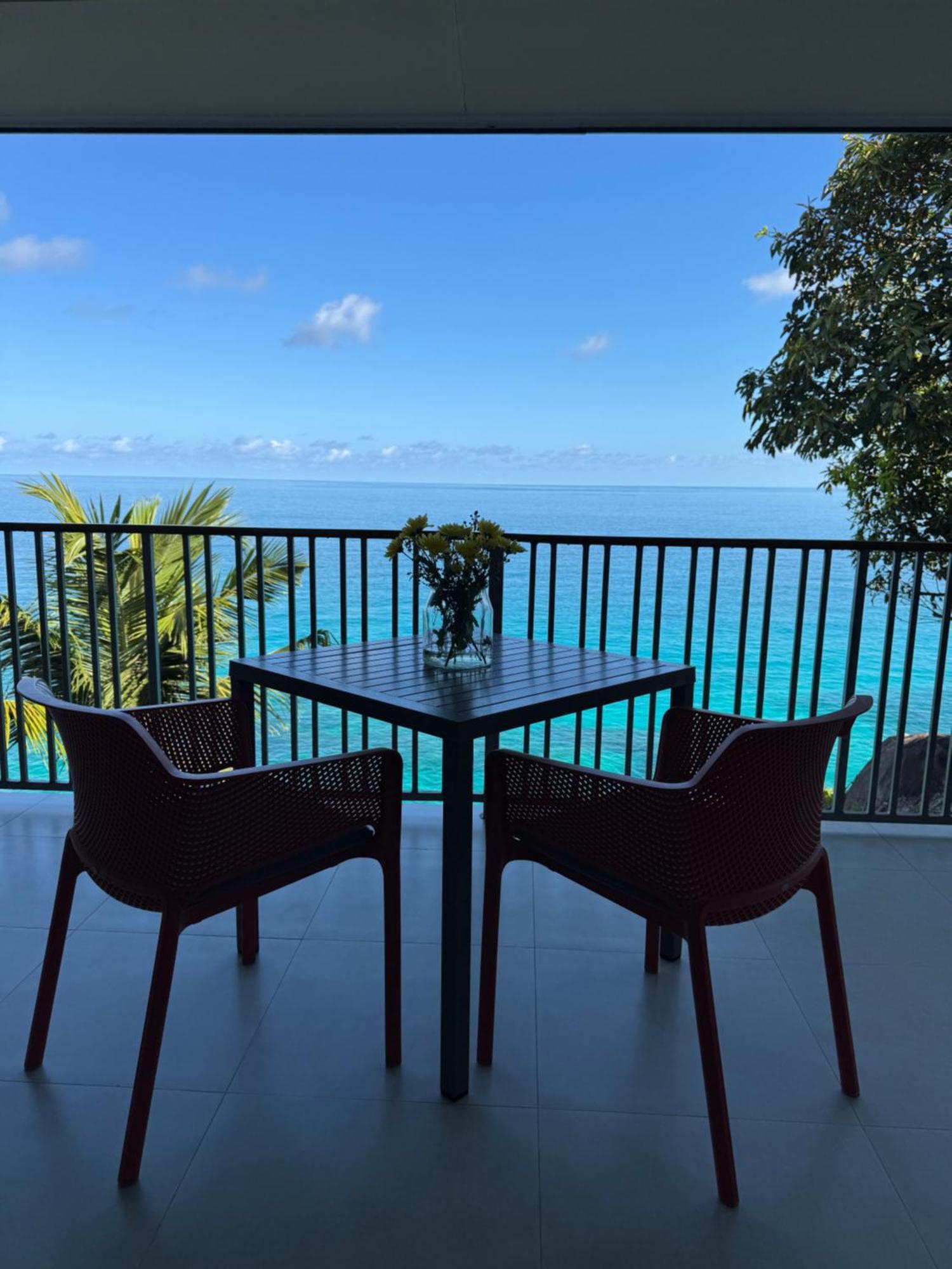 Maka Bay Self Catering Apartment วิกตอเรีย ภายนอก รูปภาพ